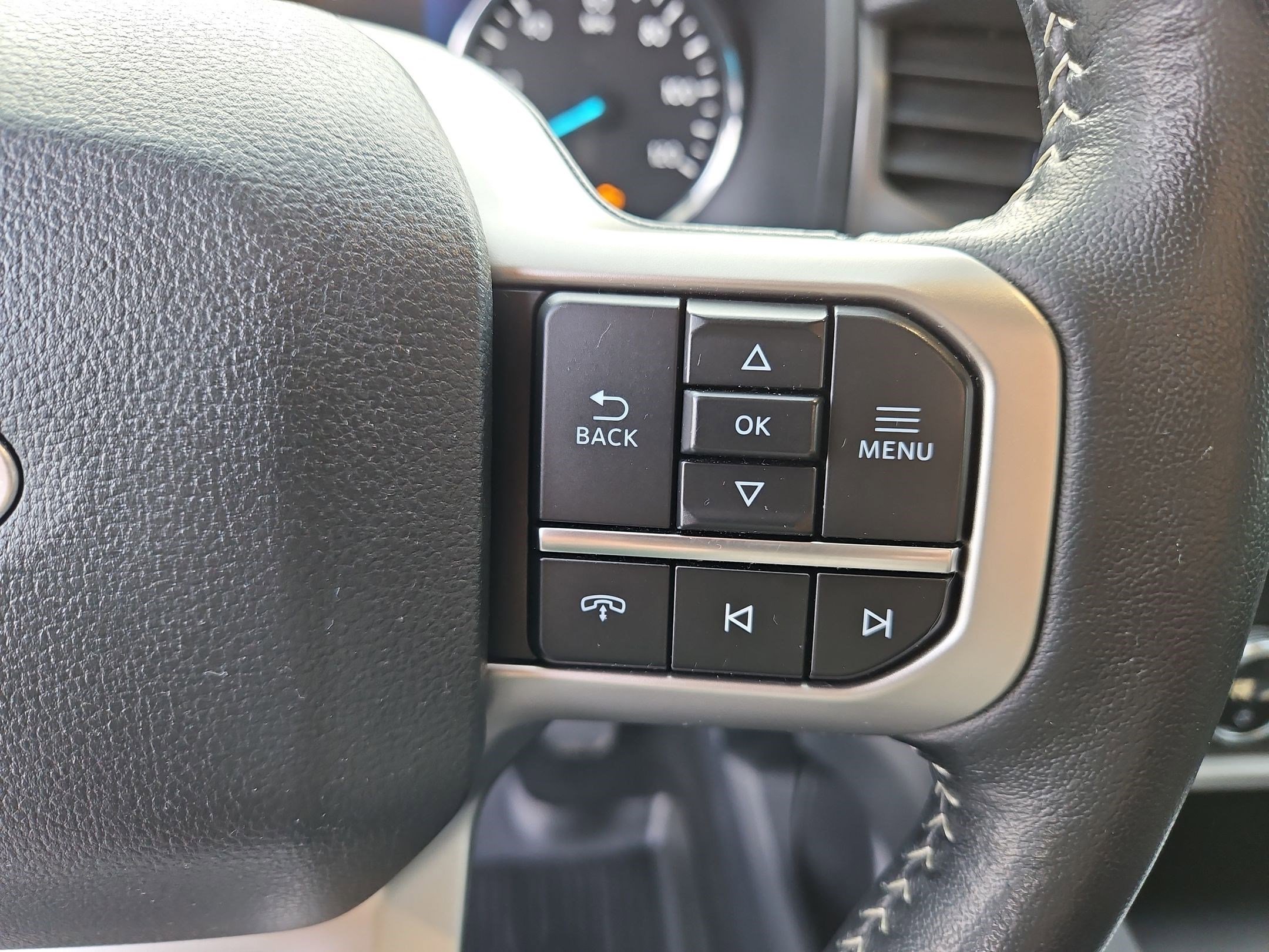 Certified Used 2024 Blue Ford XLT image 18