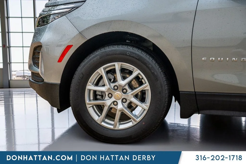 Used 2024 Gray Chevrolet LT image 36