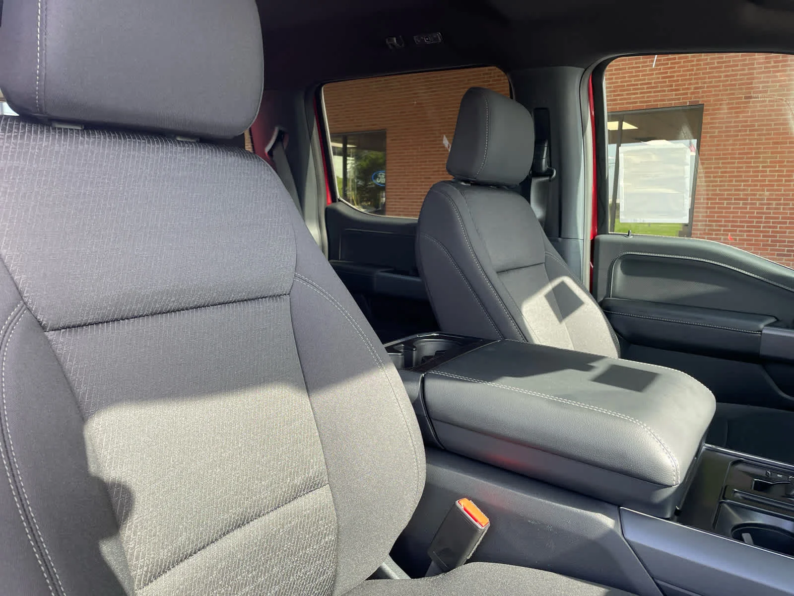 New 2026 Ruby Red Metallic Tinted Clearcoat Ford XLT image 9