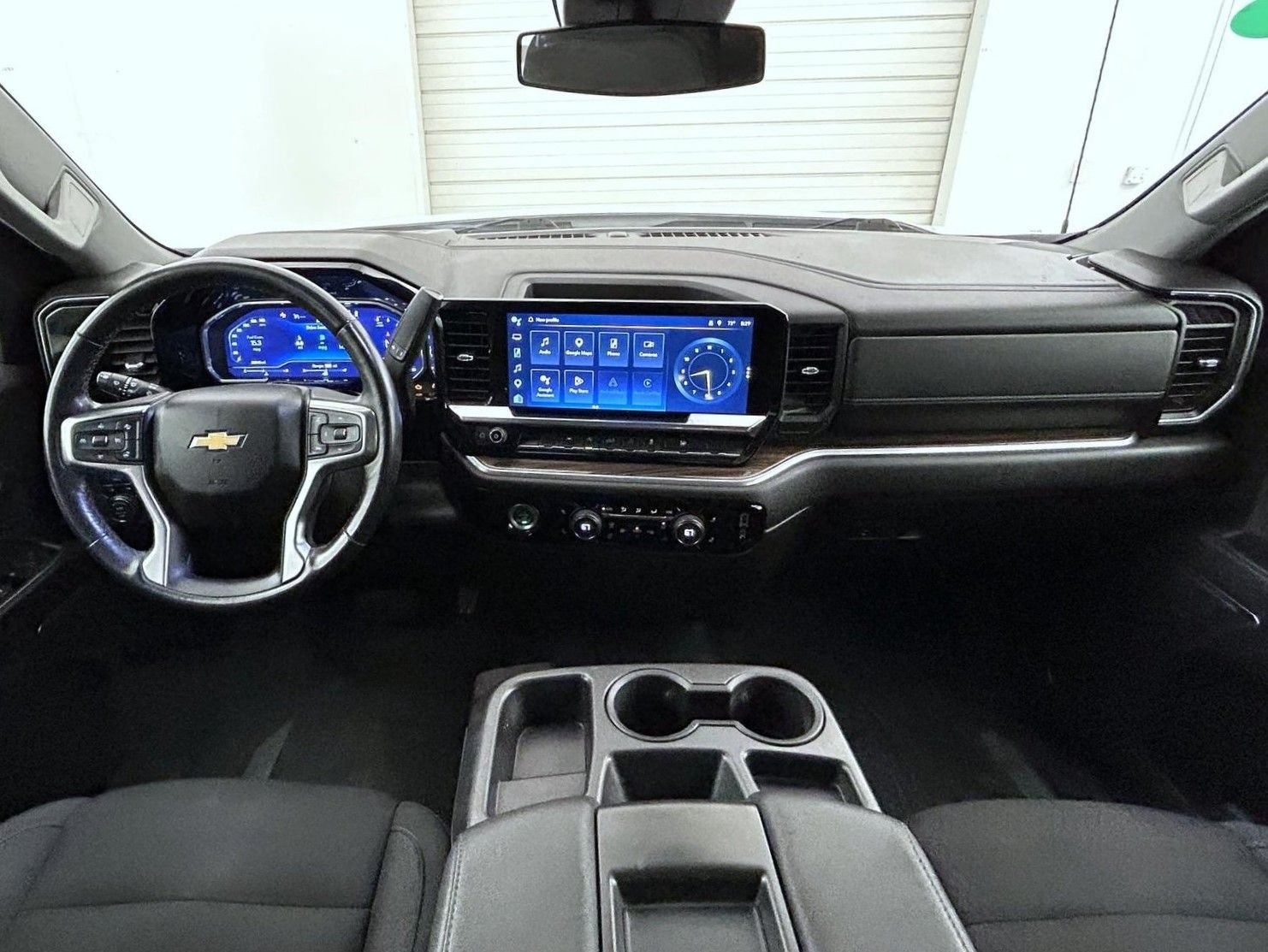 Used 2023 White Chevrolet LT image 13
