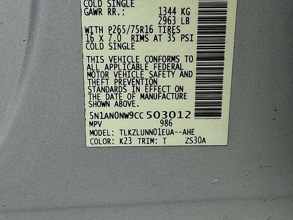 Used 2012 Silver Nissan PRO-4X image 28