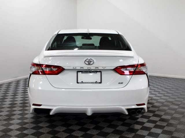 Used 2020 Super White Toyota SE image 5