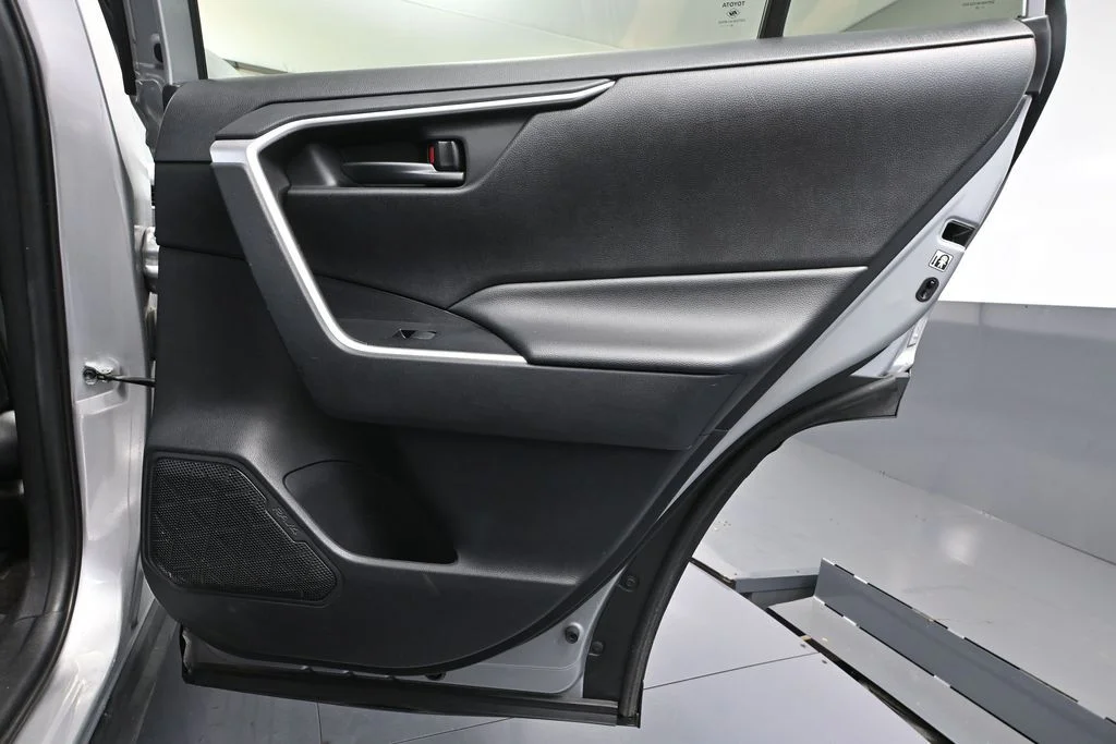 Used 2019 Silver Toyota LE image 40