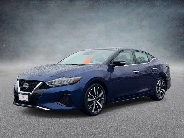 Used 2023  Nissan 3.5 SL image 5