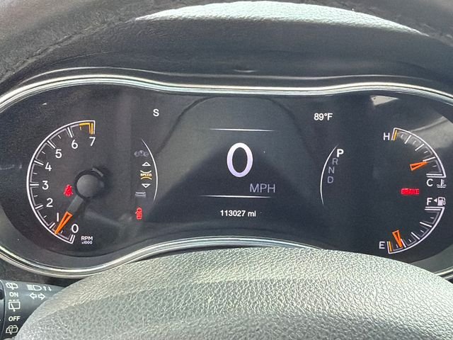 Used 2018 Black Jeep Altitude image 27
