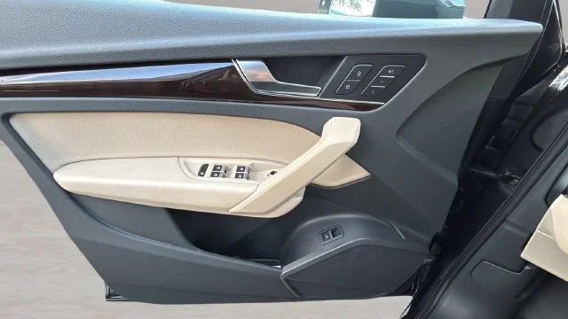 Used 2018 Gray Audi 2.0T image 17