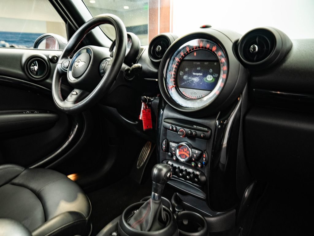 Used 2016 Absolute Black Metallic MINI  image 44