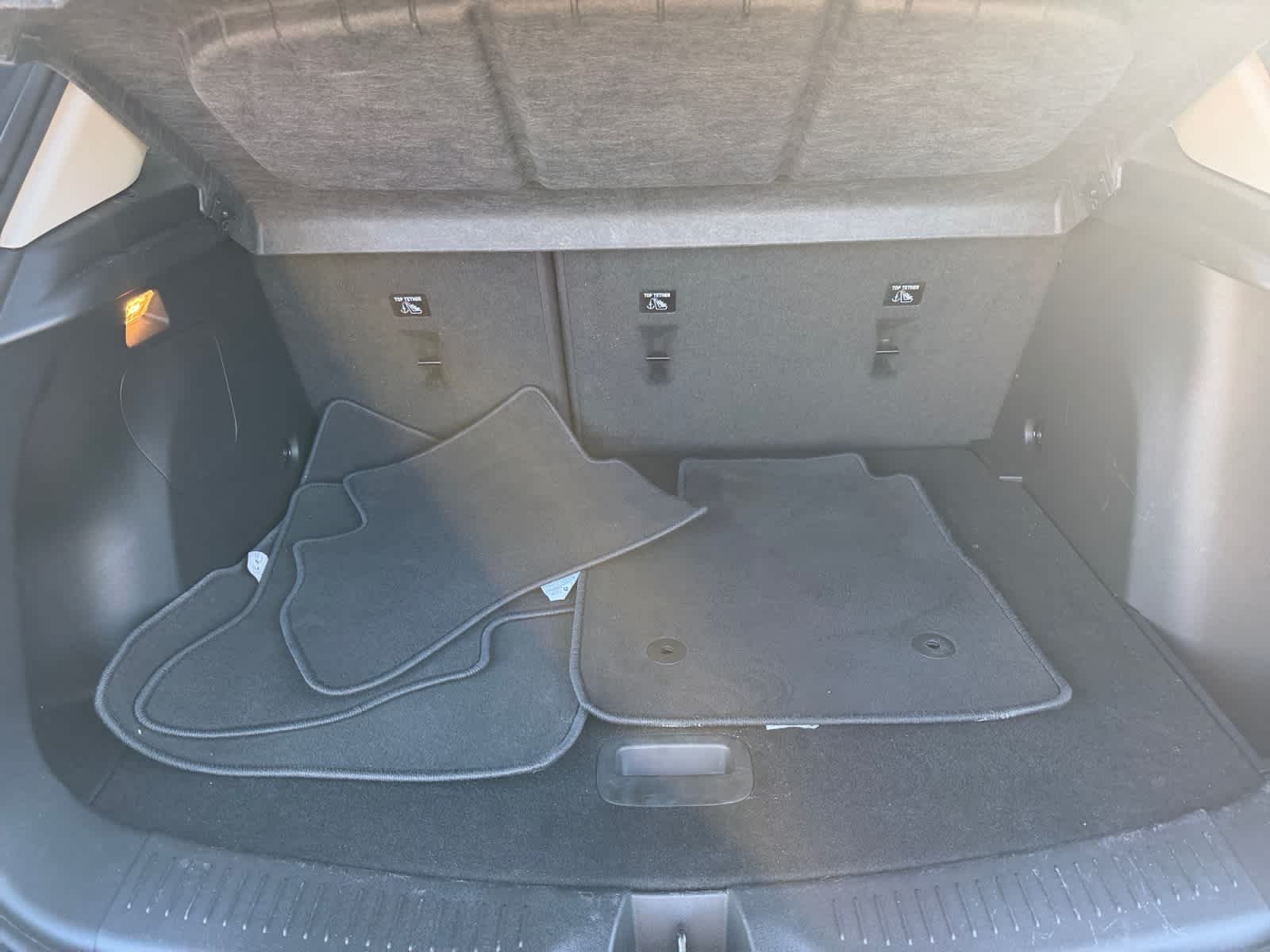 Used 2025 Summit White Buick Preferred image 25