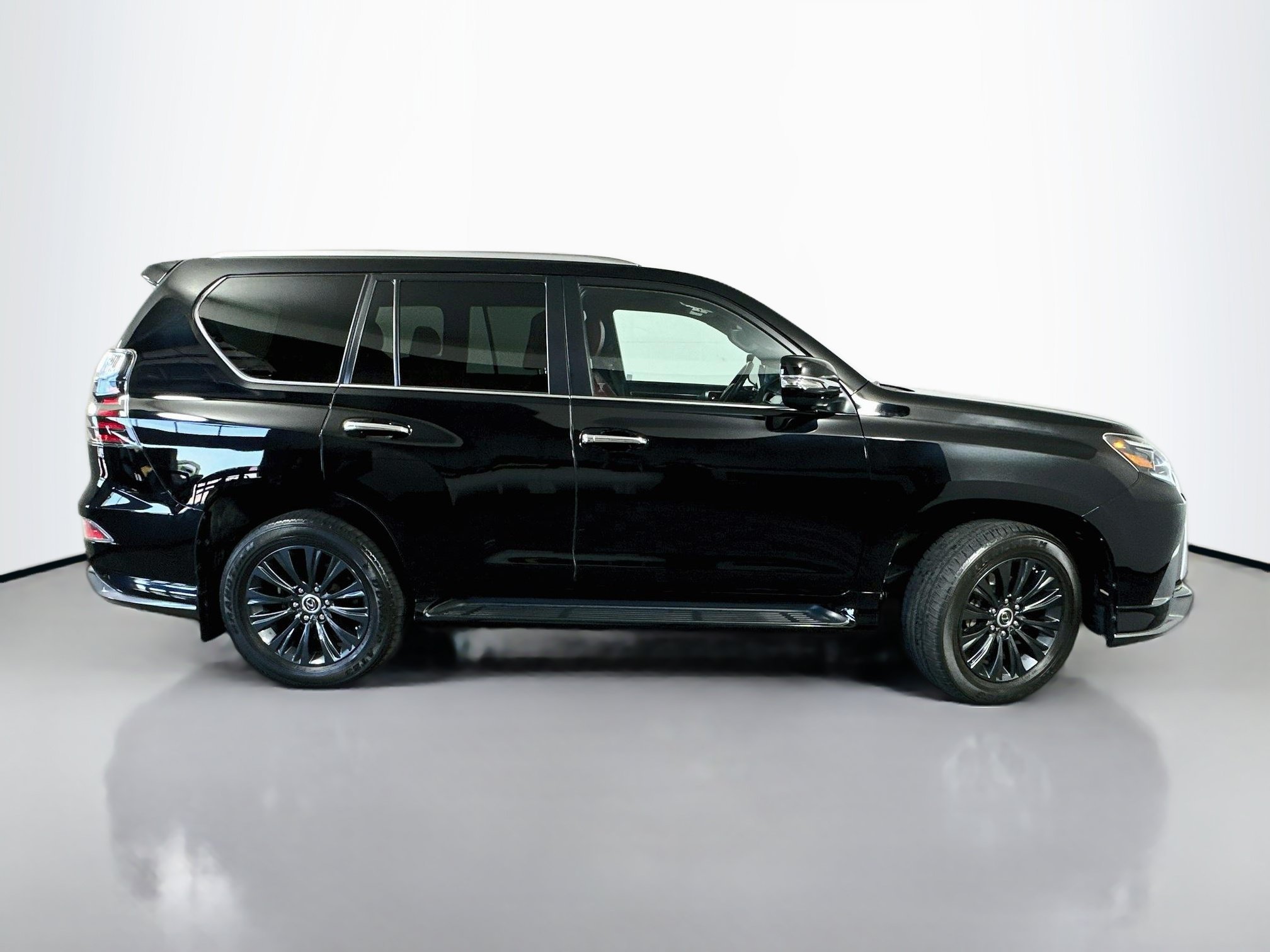 Certified Used 2023 Onyx Black Lexus 460 Luxury image 8