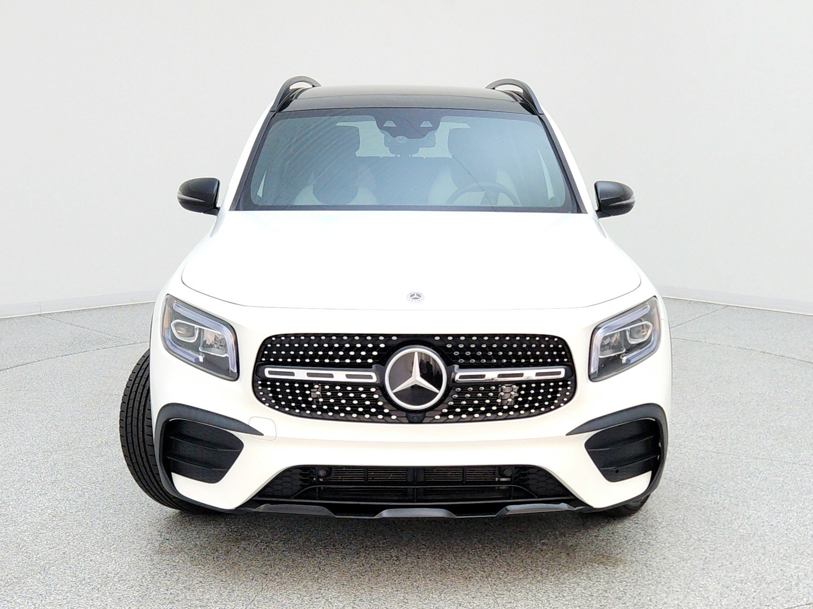 Certified Used 2022 Polar White Mercedes-Benz GLB 250 image 2