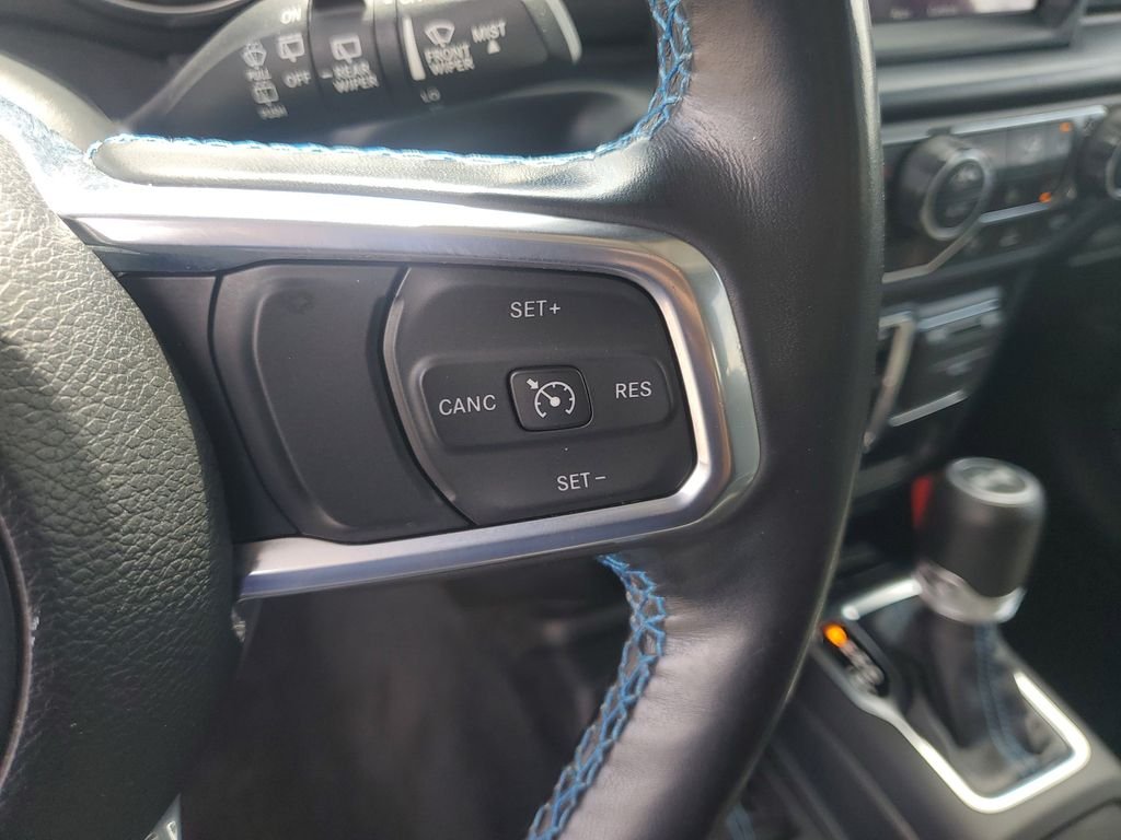 Used 2021 Gray Jeep Unlimited Rubicon 4xe image 16