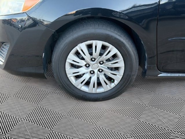 Used 2012 Black Toyota LE image 10