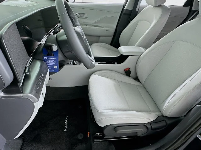 New 2026 Black Hyundai SEL Sport image 9