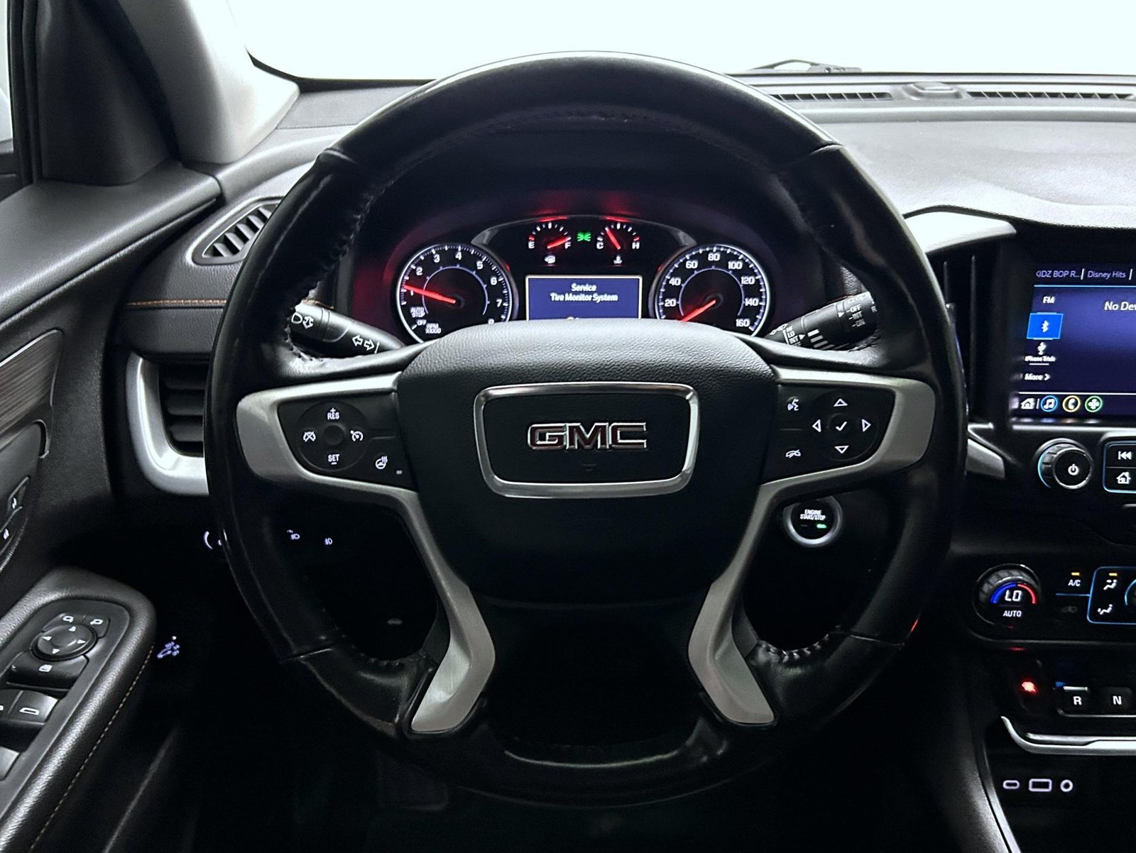 Used 2019 White GMC SLT image 12