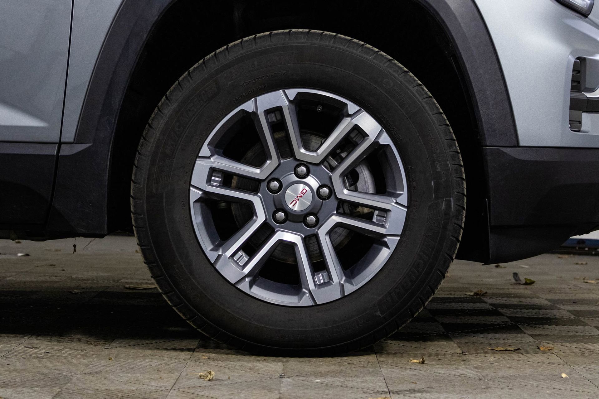 2025 GMC TERRAIN - Image 38