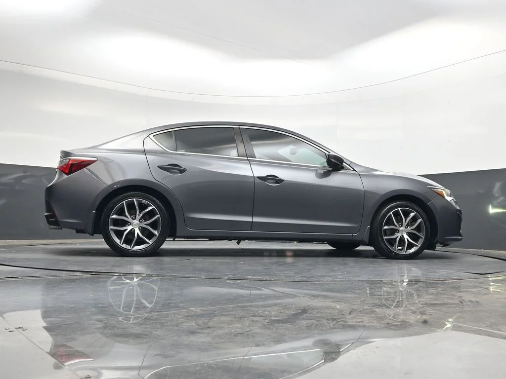 Used 2021 Modern Steel Metallic Acura Premium Package image 44