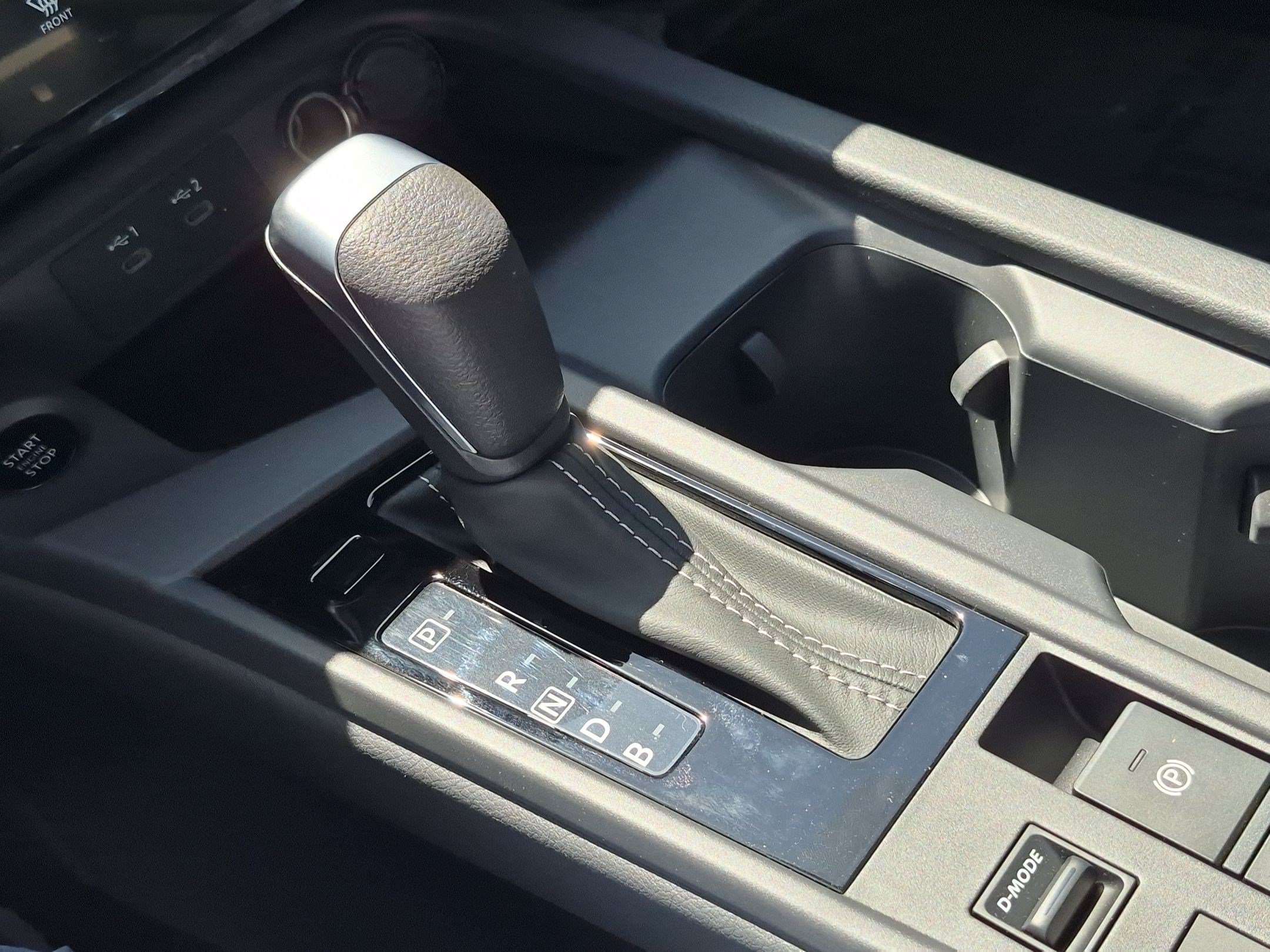 New 2027 Atlantic Gray Metallic Nissan SV image 12