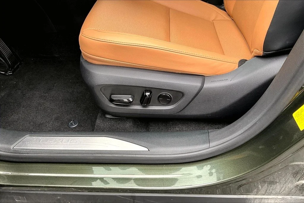 Used 2023 Green Lexus 350 Premium image 43