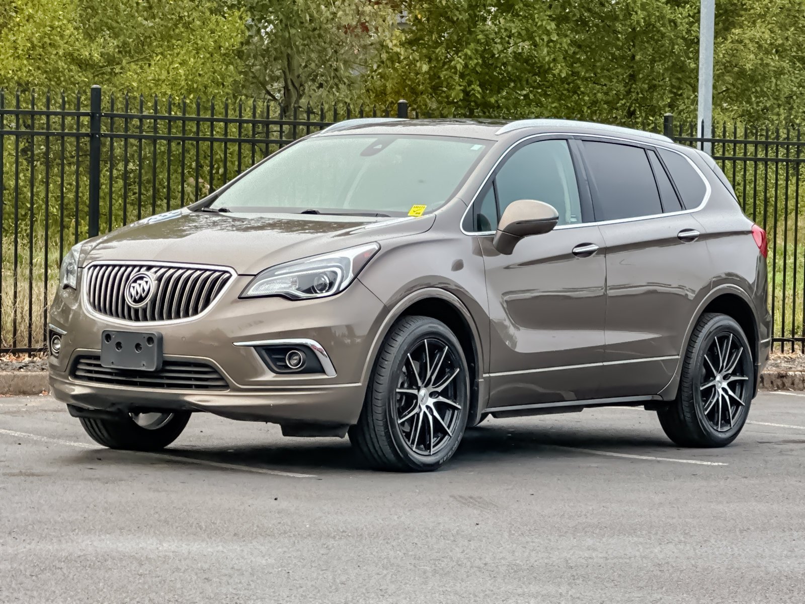 Used 2018 Brown Buick Premium I image 8