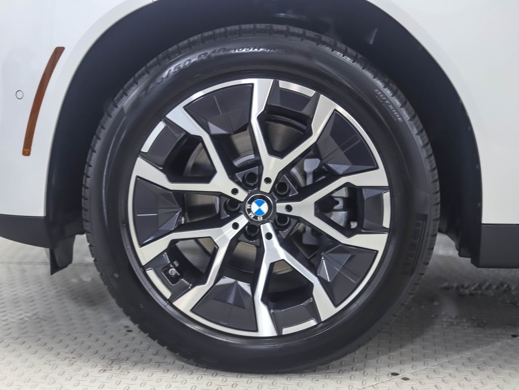 Used 2026 White Metallic BMW 30 xDrive image 2