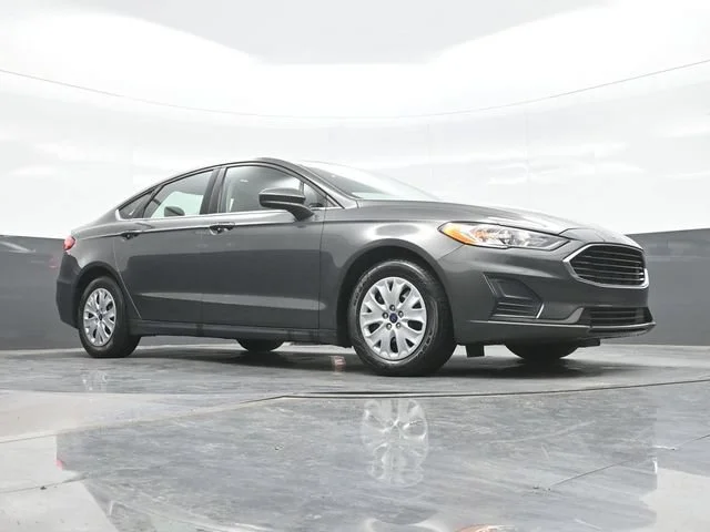 Used 2020 Gray Ford S image 23
