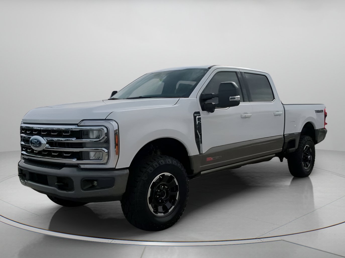 New 2026 Star White Metallic Tri-Coat Ford F-250® King Ranch® image 9