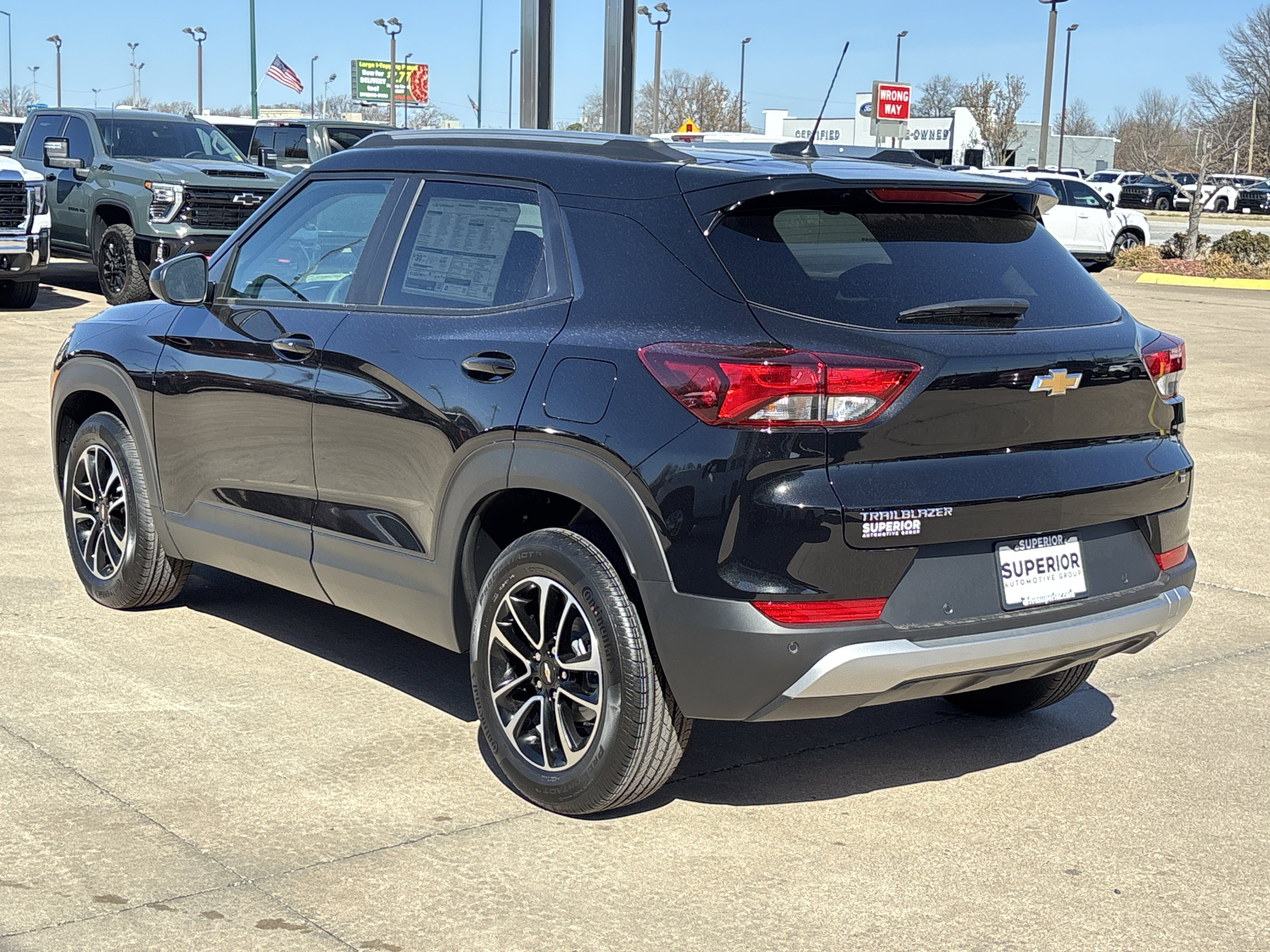 New 2026 Mosaic Black Metallic Chevrolet LT image 9