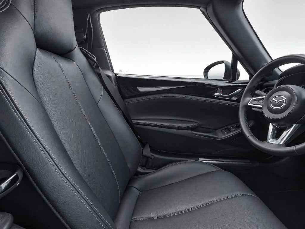 Used 2020 Black Mazda Grand Touring image 19