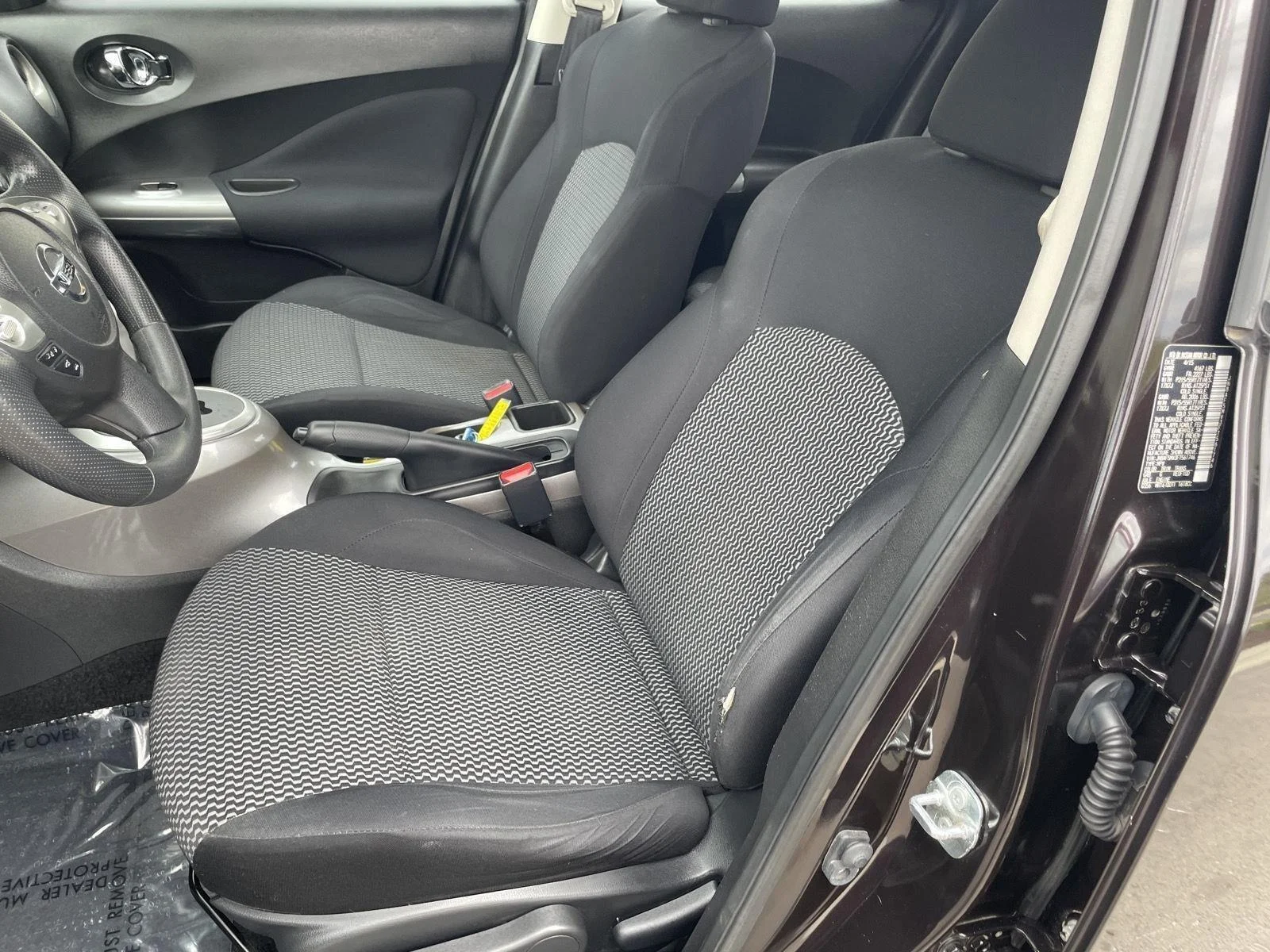 Used 2015 Bordeaux Black Nissan S image 3