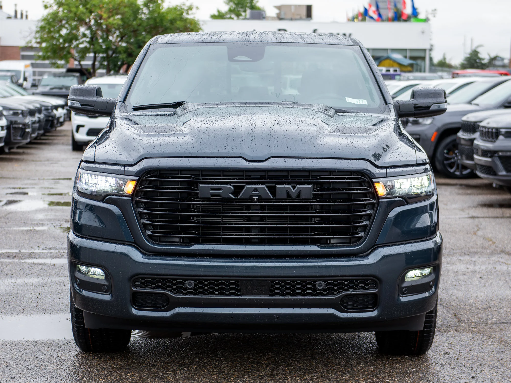 New 2026 Blue RAM Sport* Crew Cab 4x4, Panoramic Sunroof, Heated Seats/Wheel, Nav image 10