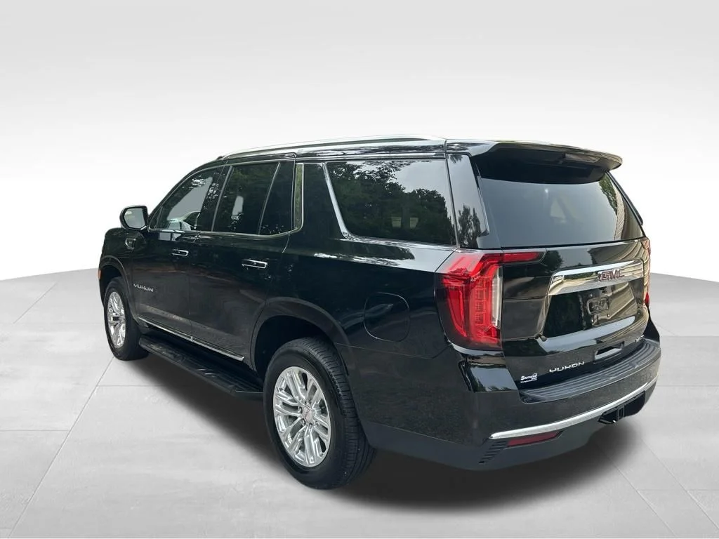 Used 2024 Black GMC SLT image 3