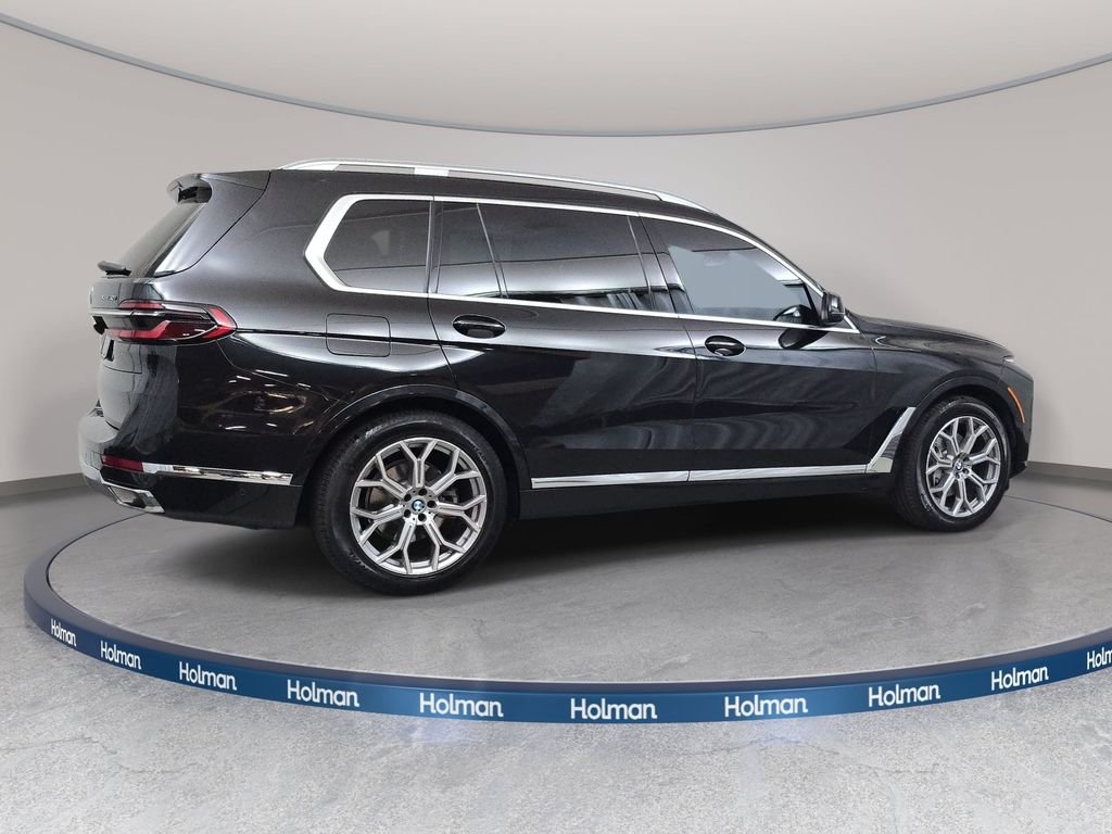 Used 2023 Black BMW xDrive40i image 5