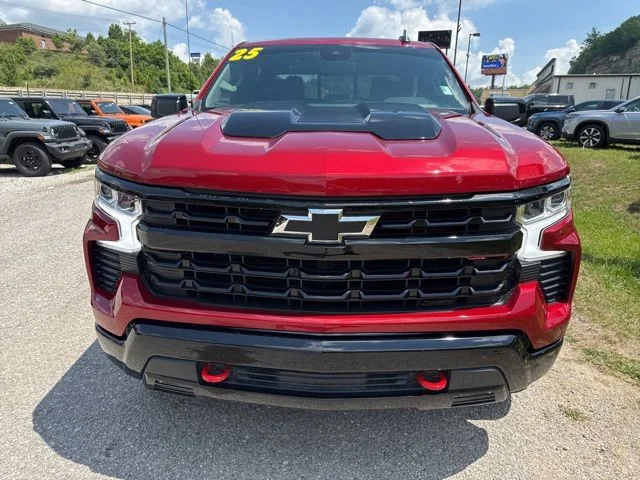 Used 2025 Red Chevrolet LT Trail Boss image 8