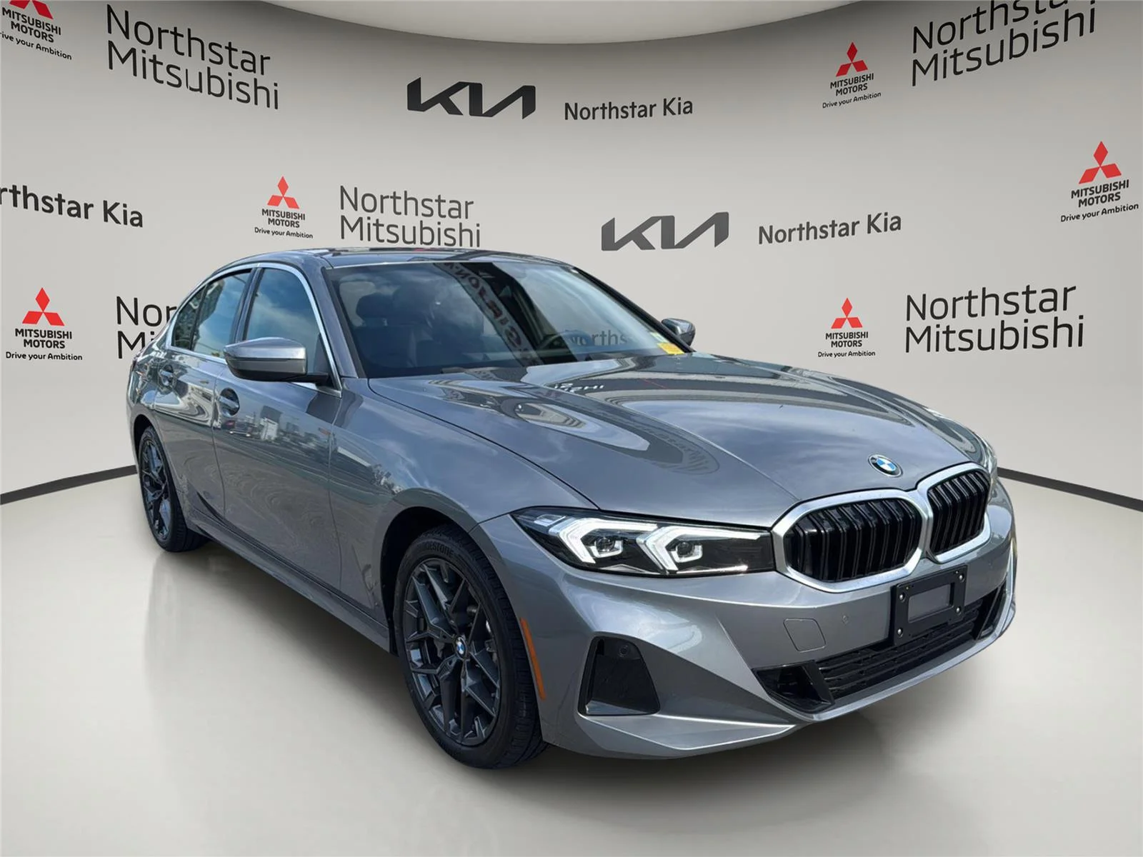 Used 2026  BMW 330i NA xDrive image 10