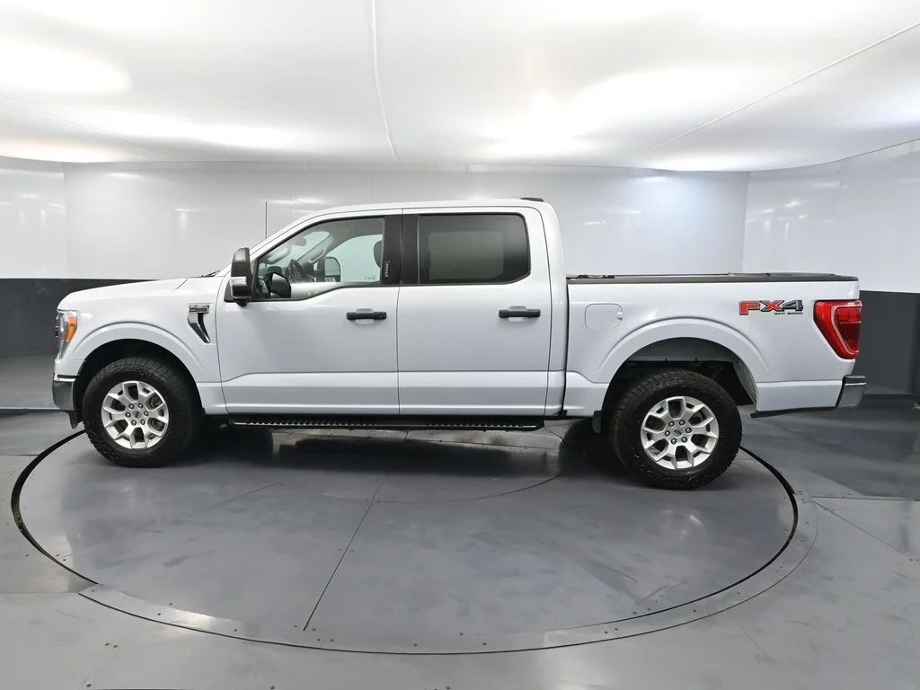 Used 2022 White Ford XLT image 7