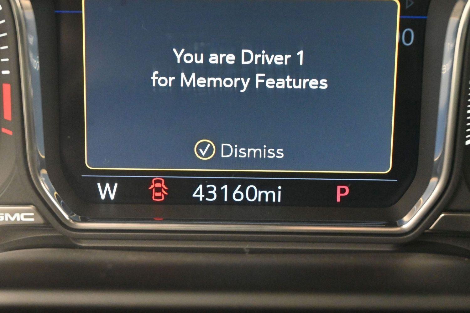 Used 2022 Hunter Metallic GMC Denali image 22