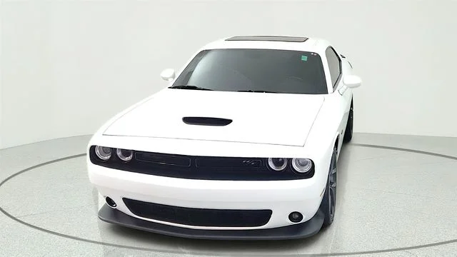 Used 2019 White Dodge R/T image 3