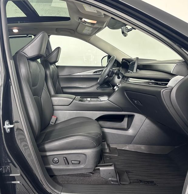 2025 INFINITI QX60 LUXE - Photo 30