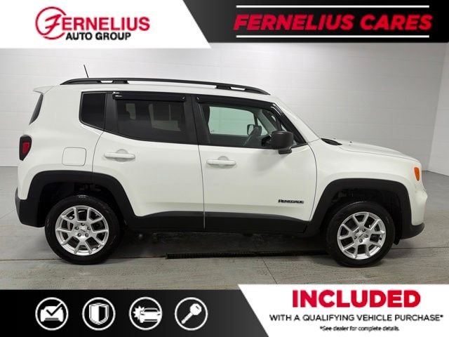Used 2023 White Jeep Latitude image 8