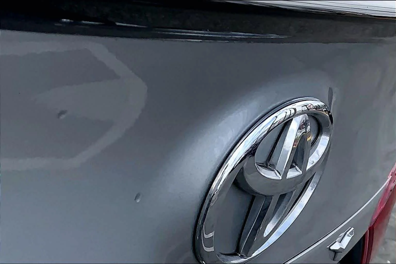 Used 2022 Celestial Silver Metallic/Midnight Black Metallic Toyota XSE image 30