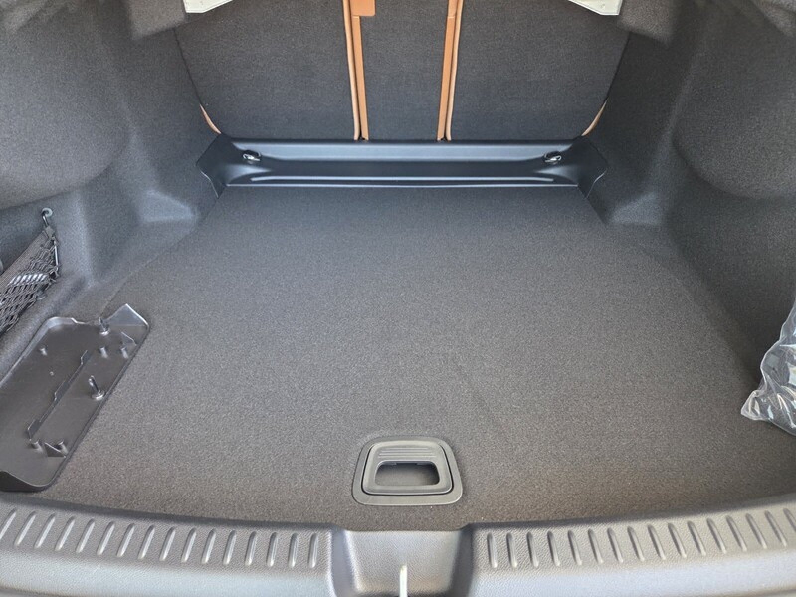 New 2026 Polar White Mercedes-Benz E 350 RWD Sedan image 14