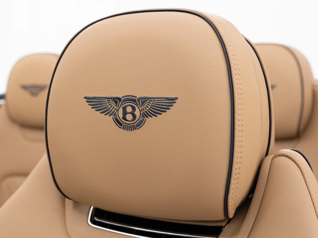New 2026 Dark Sapphire Bentley  image 25