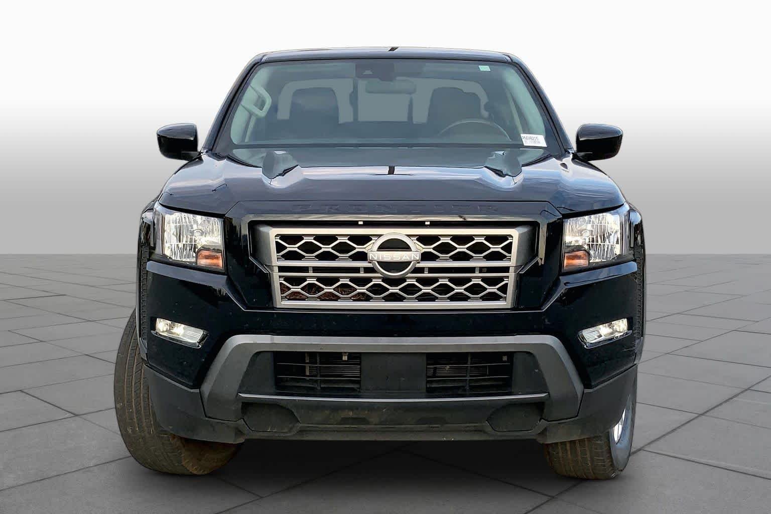 Used 2024 Super Black Nissan SV image 4