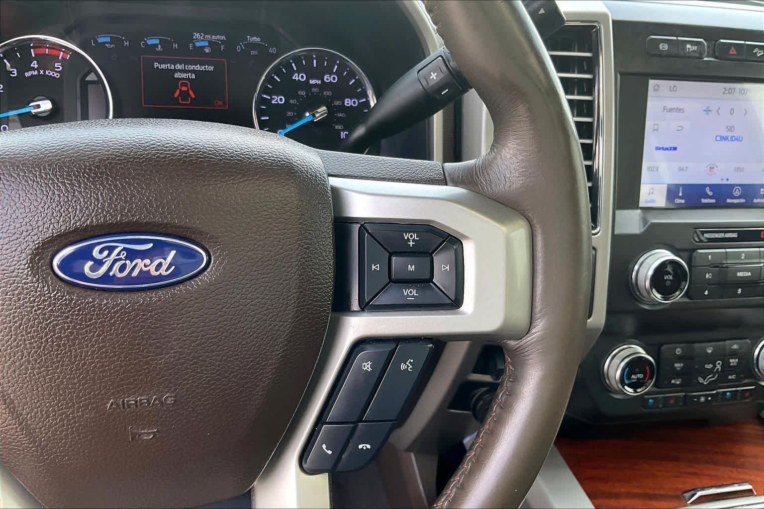 Used 2020 White Ford King Ranch image 24