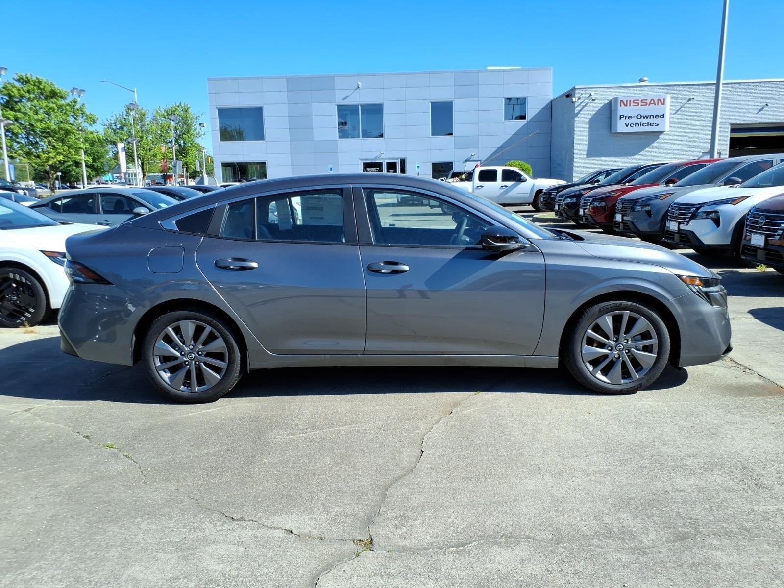 New 2026 Gun Metallic Nissan SL image 7