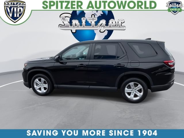 Used 2023 Black Honda LX image 6