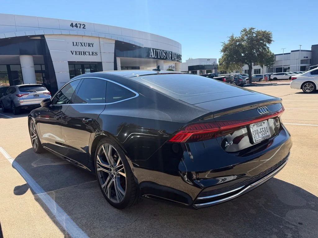 Used 2019 Black Audi 3.0T Prestige image 4