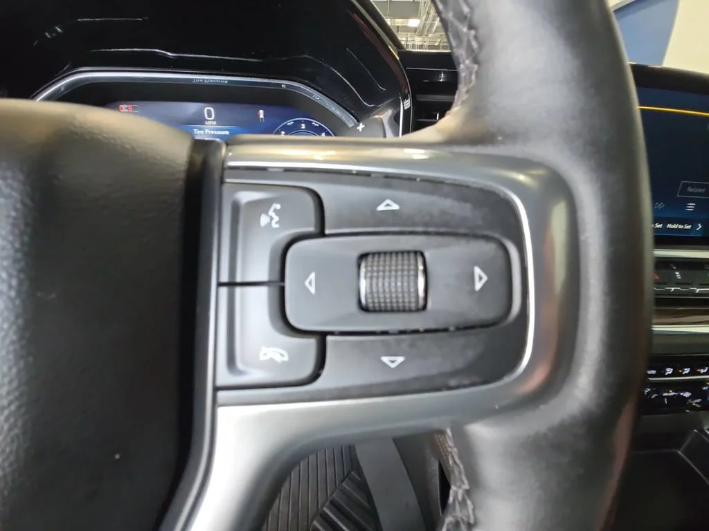 Used 2024 Summit White Chevrolet RST image 19