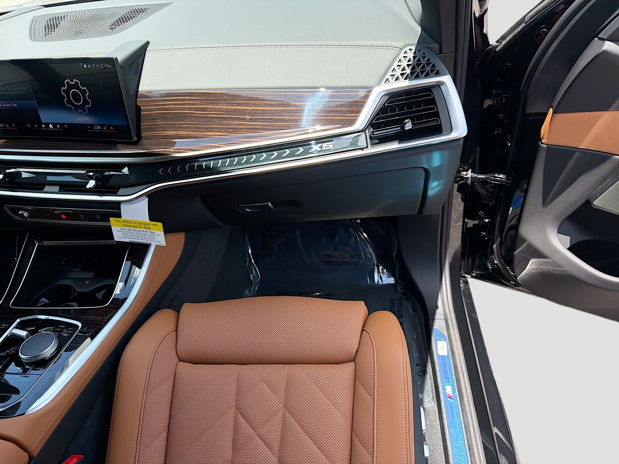 New 2026 Black Sapphire Metallic BMW xDrive40i image 17