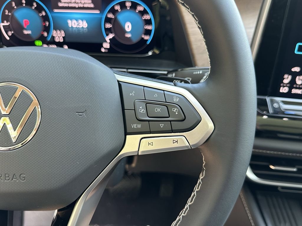 New 2026 Black Volkswagen 2.0T SE w/Technology image 30